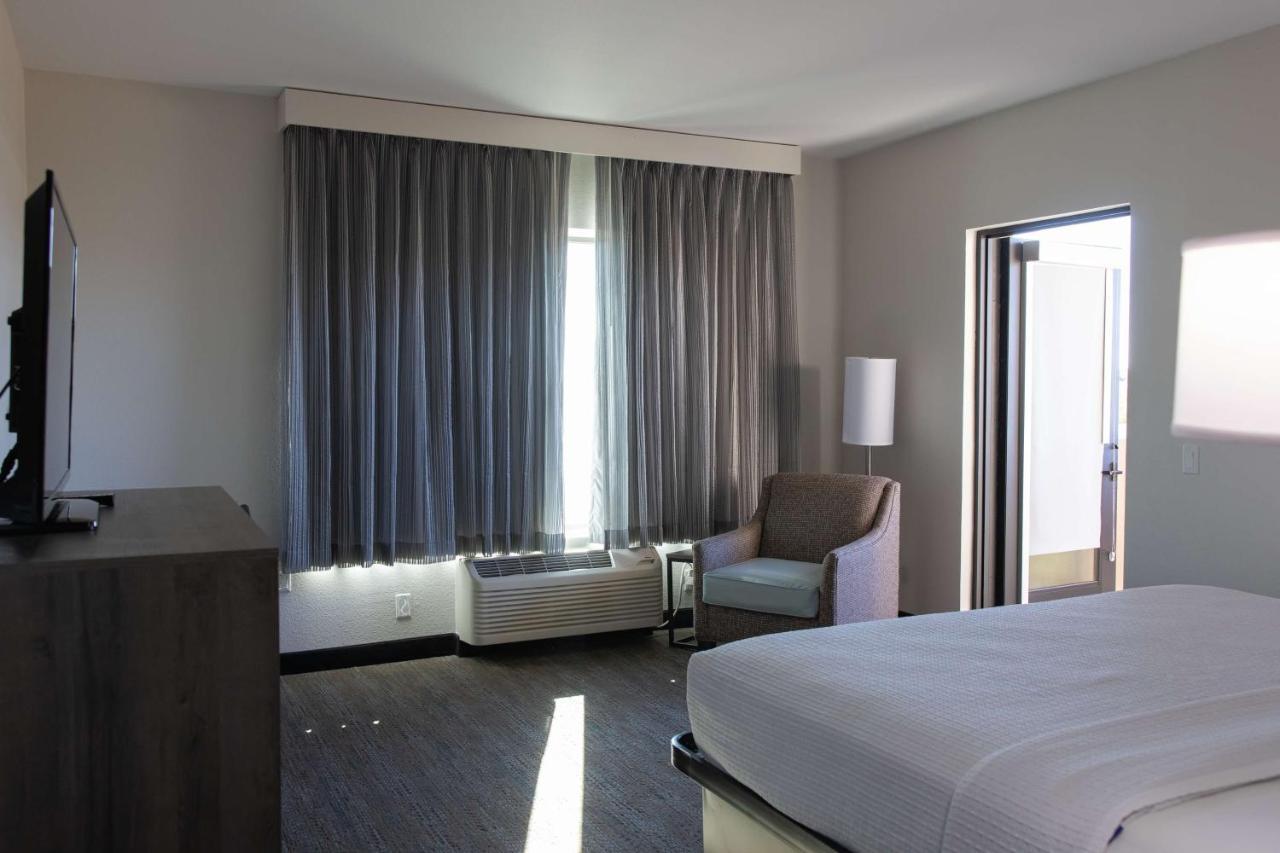 Best Western Plus Executive Residency Phoenix North Happy Valley Exterior foto